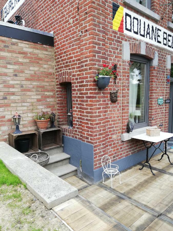 La Petite Douane Villa Massembre Екстериор снимка