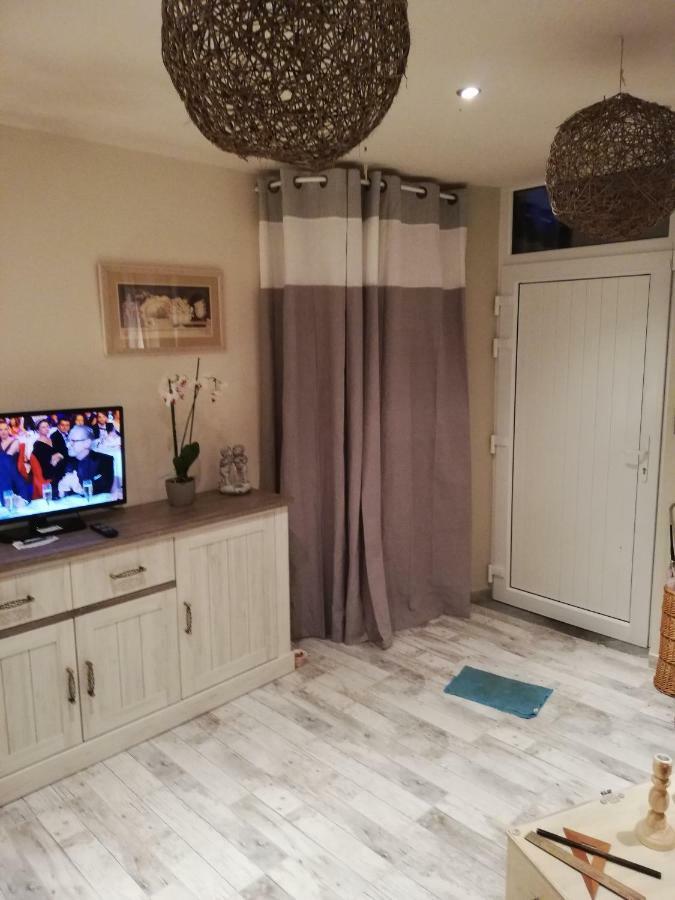 La Petite Douane Villa Massembre Екстериор снимка